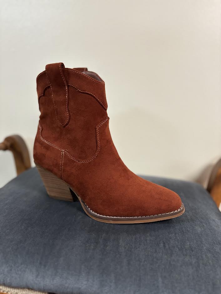 VERY G- DEIDRA BOOTIE IN RUST