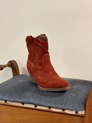 VERY G- DEIDRA BOOTIE IN RUST