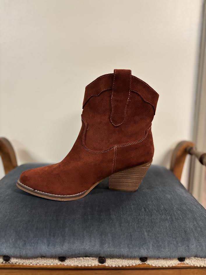 VERY G- DEIDRA BOOTIE IN RUST