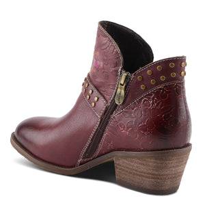 L'ARTISTE Dainty Lady boots by SpringStep in Bordeaux